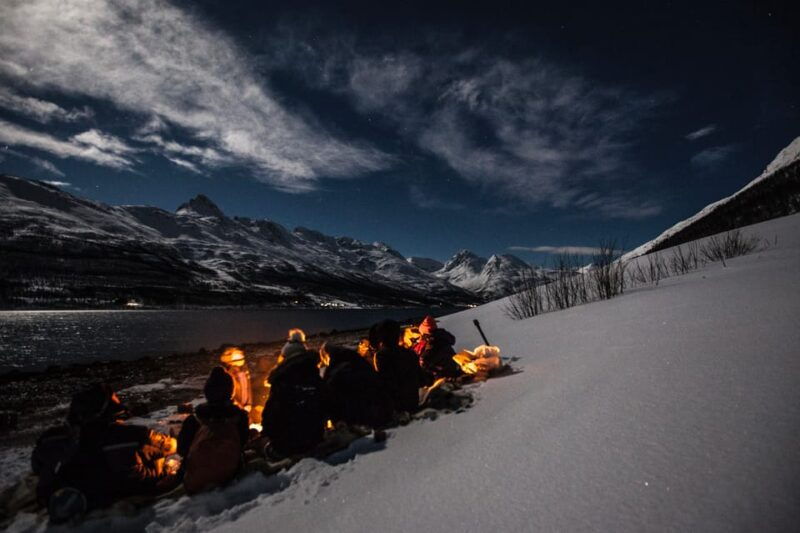 tromso-small-group-northern-lights-hunt