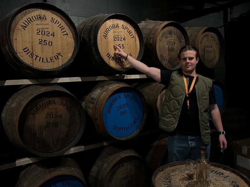 Tromsø: Whisky Tasting Experience - Tasting Arctic Gin