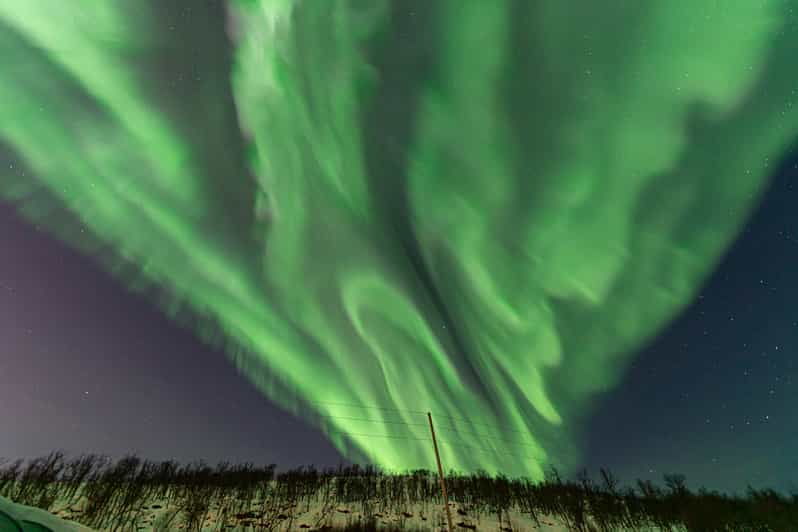 tromsonorthern-lights-tour-with-photo-and-suits-local-guide