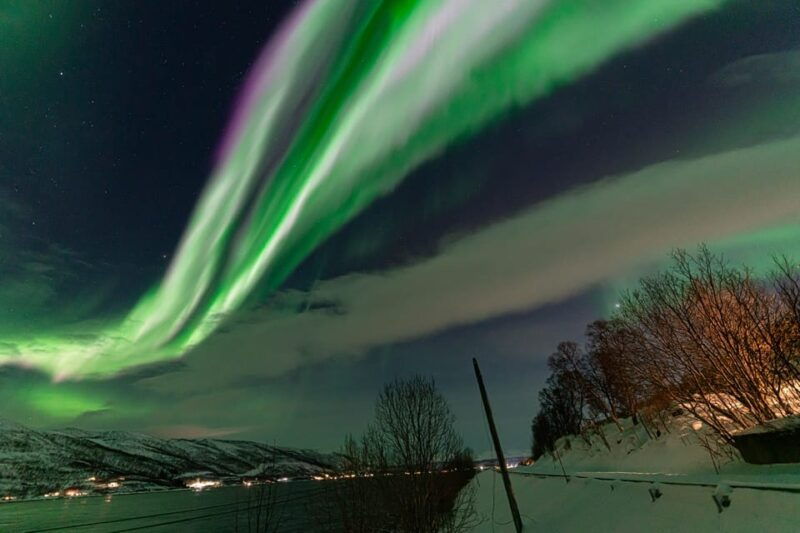 tromsonorthern-lights-tour-with-photo-and-suits-local-guide