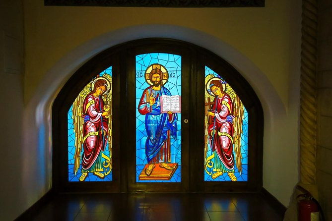 troodos-kykkos-monastery-omodos-and-winery-from-limassol
