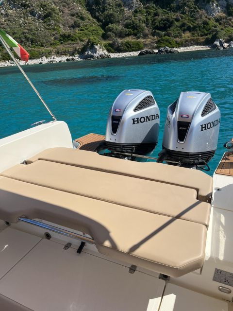 tropea-boat-tour-along-the-coast-of-the-gods-snorkeling