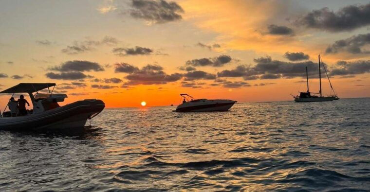 tropea-boat-tour-at-sunset-with-aperitif