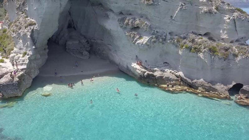 Tropea: Boat Tour on the Coast of the Gods - maximum 12 people on board - Key Points