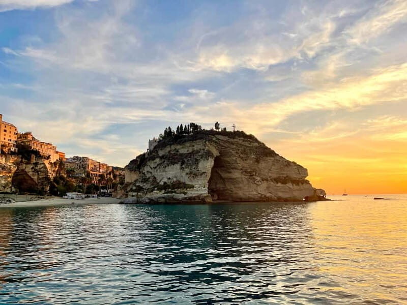 Tropea: Exclusive Sunset Tour with Rich Aperitif; Wonderful! - Who Is This Tour Best For?