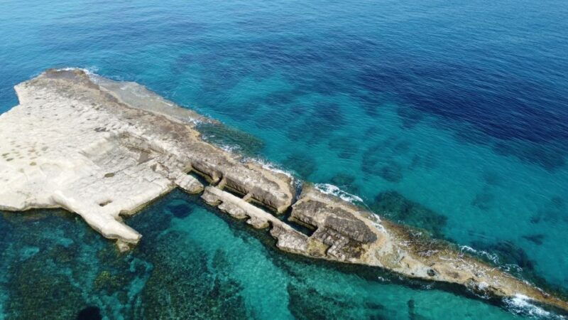 tropea-sirens-rock-snorkeling-cruise-with-aperitif