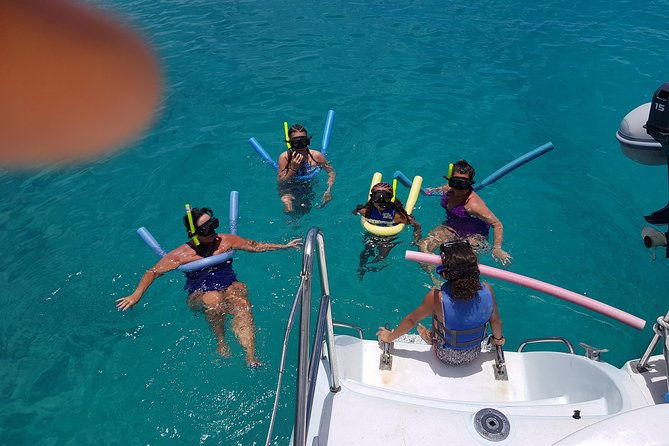 tropical-catamaran-snorkeling-sailing-and-beach-experience