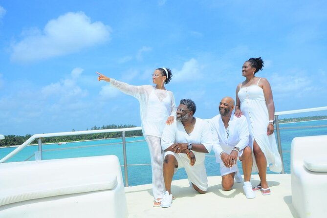 tropical-experience-boat-party-with-snorkeling-and-natural-pool