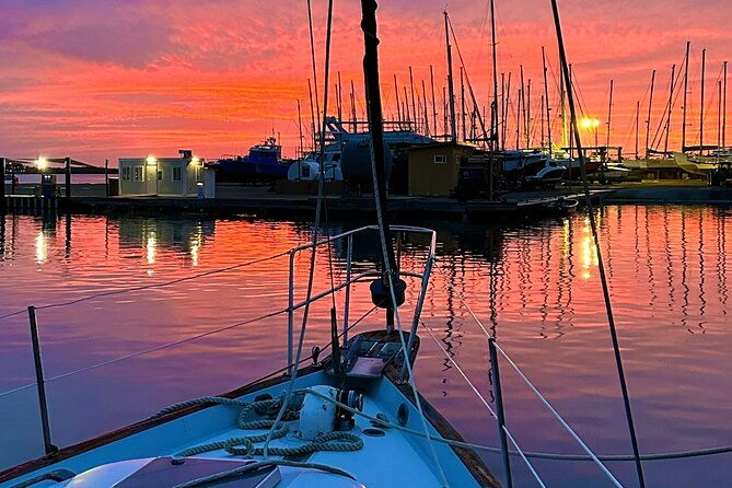 tropical-sailing-experience-with-bbq-lunch-or-bbq-dinner-in-aruba