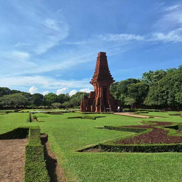 trowulan-tour-ruin-of-majapahit-kingdom