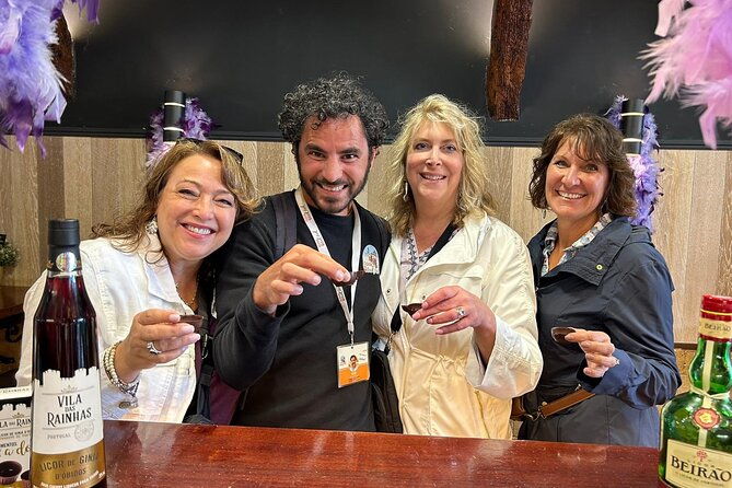 true-4hour-half-day-tuk-tuk-tour-of-lisbon-local-overview