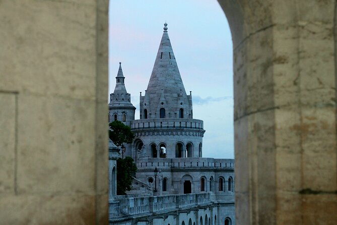 true-crime-walking-tour-in-the-buda-castle-district