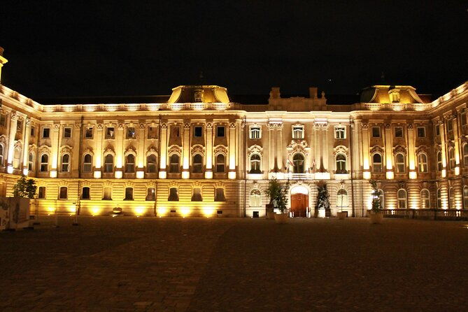 true-crime-walking-tour-in-the-buda-castle-district