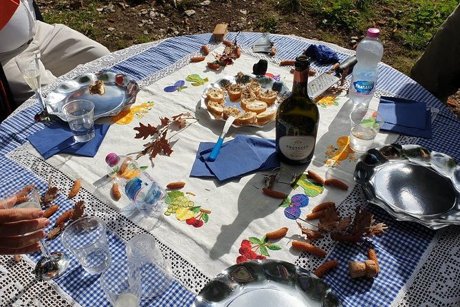 truffle-hunt-lunch-horse-riding-a-top-half-day-near-florence