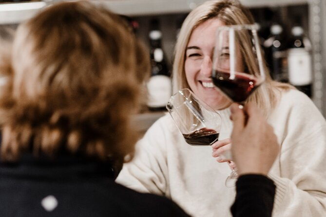 truffle-hunting-and-cheese-truffle-wine-tasting-near-alba