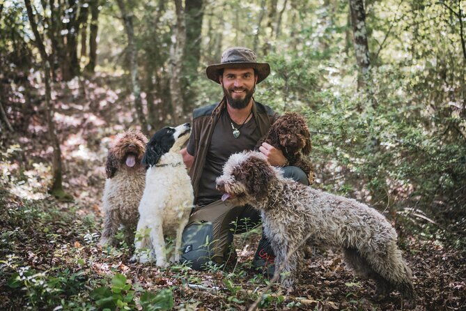 truffle-hunting-in-san-gimignano