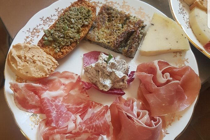 truffle-hunting-with-food-tasting-3