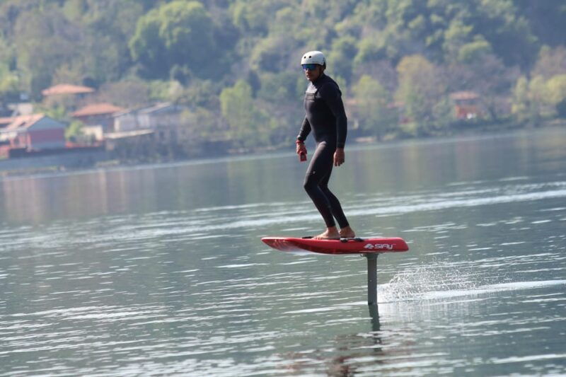 try-efoil-e-foil-lesson-on-lake-como-in-lecco-beginner