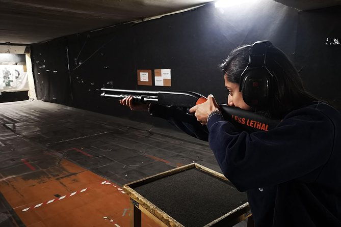 try-out-iconic-weapons-the-winchester-glock-17-and-kalashnikov