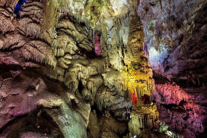 tskhaltubo-prometheus-cave-geguti