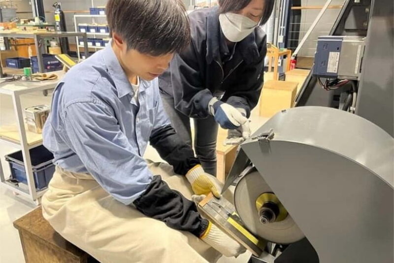 Tsubame Sanjo Fruit Knife Making Tour with Licensed Guide - Key Points