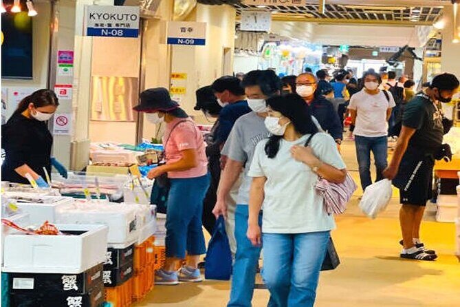 Tsukiji BBQ Tour with National licensed Guide - Introduction: An Engaging Look at a Unique Seafood Tour