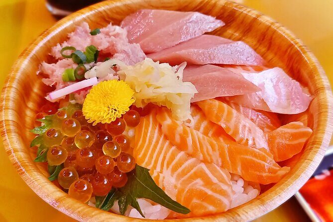 Tsukiji Food Strolling and Hama Rikyu Garden Walking Tour - Who Will Love This Tour?