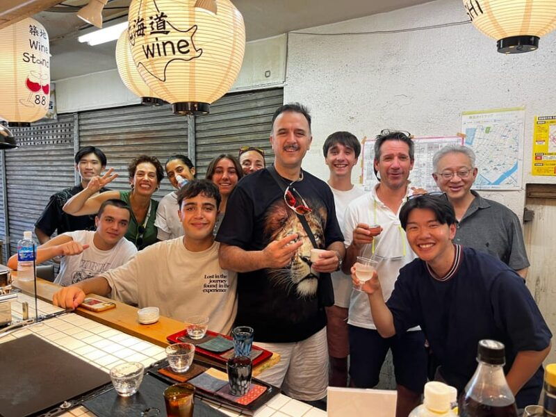 tsukiji-market-foodie-tour-enjoy-seafood-sushi-and-sake