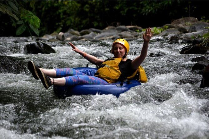 tubing-tour-at-arenal-river