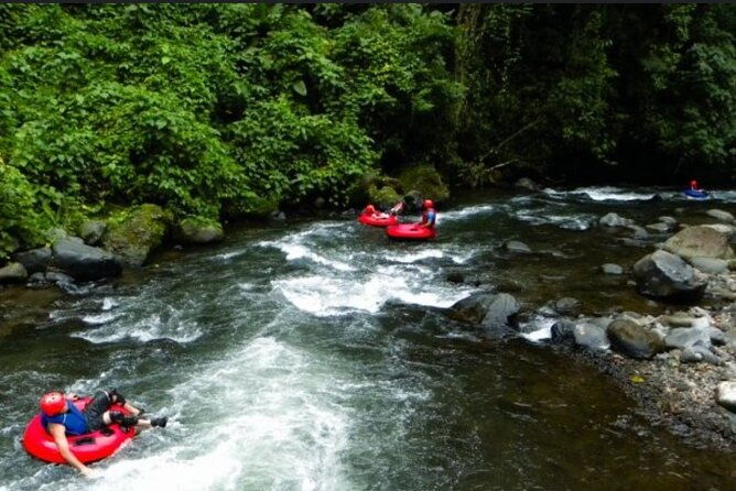 tubing-tour-at-arenal-river
