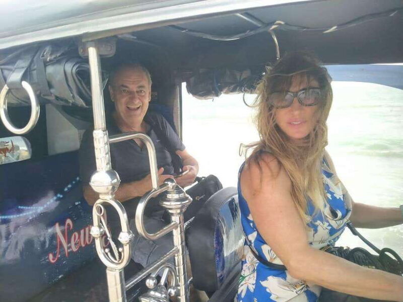tuk-around-colombo-city-tour-with-german-speaking-guide