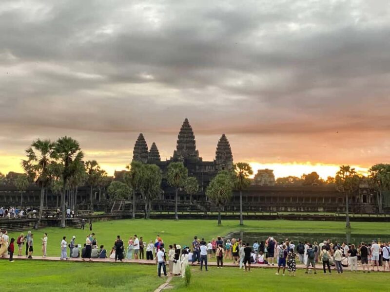Tuk Tuk Angkor Wat Tours With Sunrise or Sunset - Who Would Love This Tour?