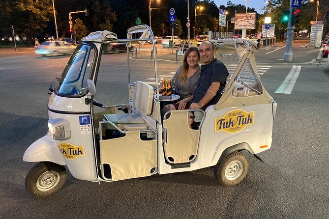 tuk-tuk-bucharest-romantic-tour-minibar-included