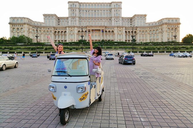 tuk-tuk-bucharest-tour-unique-experience-in-town