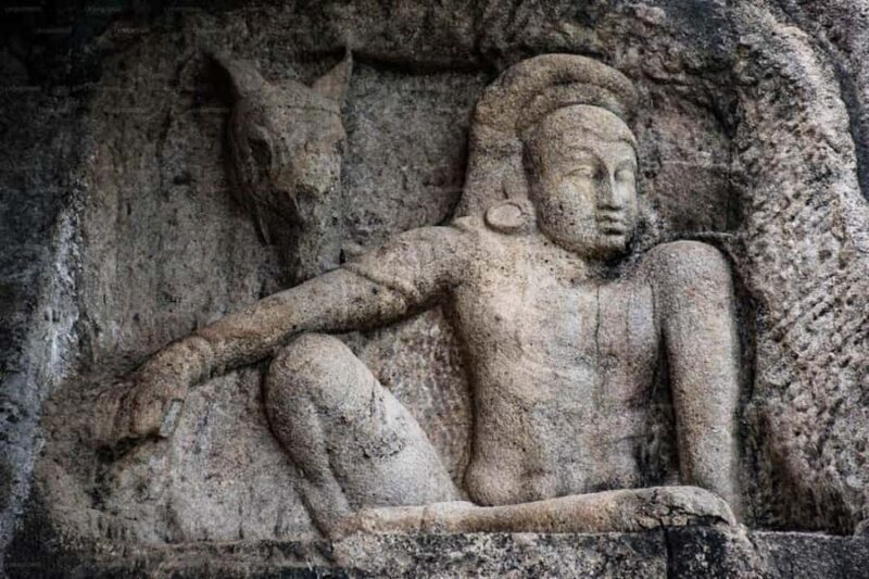 Tuk Tuk Day tour Anuradhapura Ancient City - Key Points