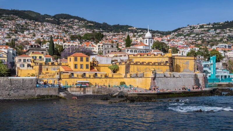 tuk-tuk-funchal-city-madeira-island