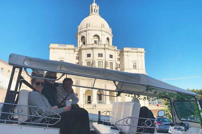 tuk-tuk-lisbon-guided-tour-100-private-personalized