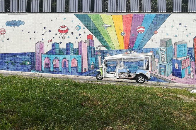 tuk-tuk-lisbon-the-best-of-lisbon-in-half-a-day
