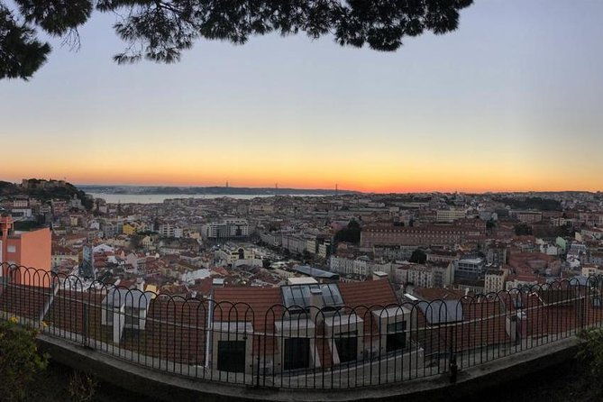 tuk-tuk-lisbon-the-best-of-lisbon-in-half-a-day