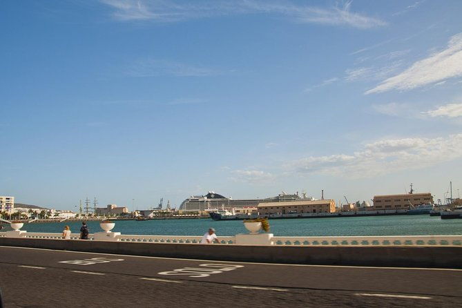 tuk-tuk-neighbourhoods-tour-around-las-palmas-de-gran-canaria