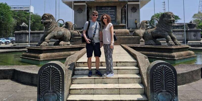 tuk-tuk-tour-in-colombo-morning-or-evening-city-adventure