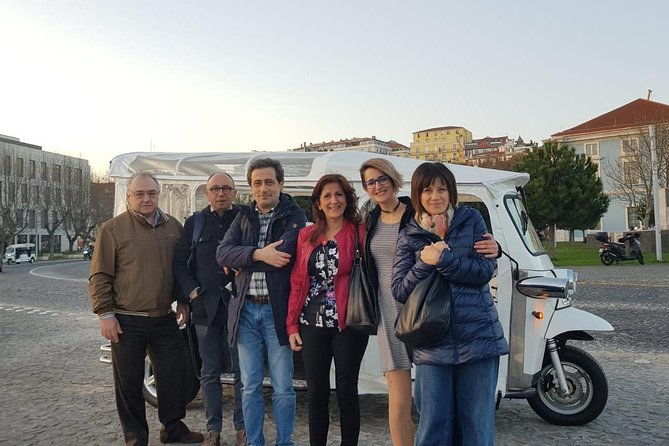 tuk-tuk-tour-sailing-views