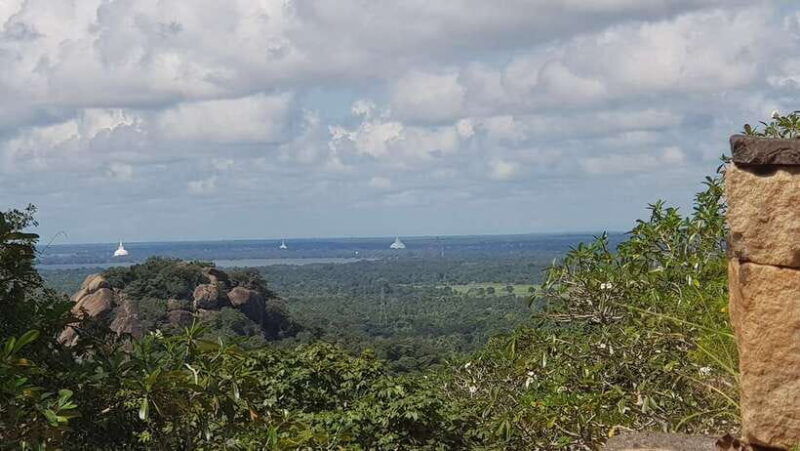 tuk-tuk-tour-to-mihintale-at-anuradhapura