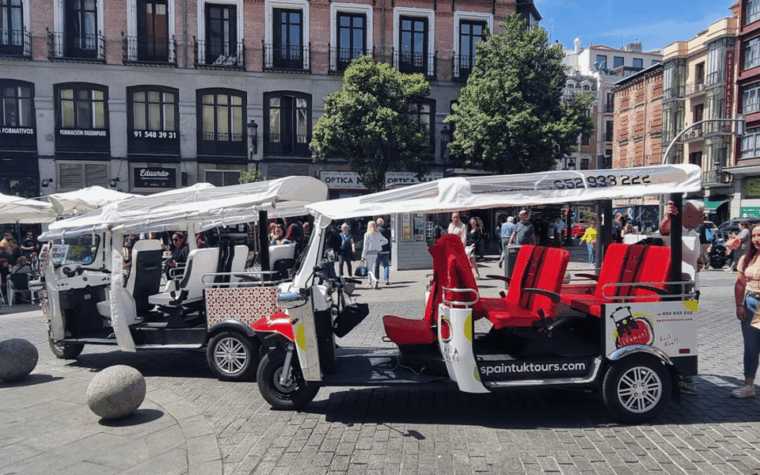 tuk-tuk-tour-with-wine-test-in-madrid