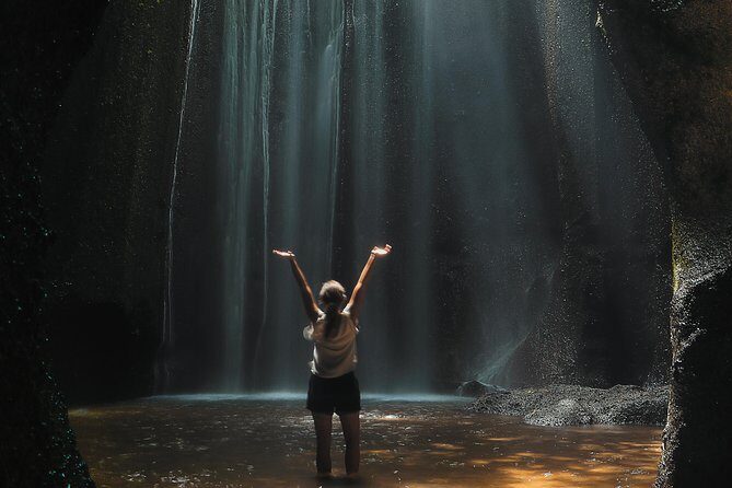 Tukad Cepung Waterfall - Penglipuran Village - BESAKIH 'Bali Mother Temple' - Key Points
