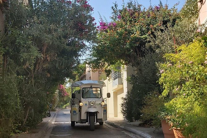 tuktuk-athens-private-evening-afternoon-complete-tour-city-center-old-town