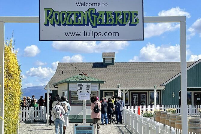 tulip-festival-in-skagit-valley-tour-from-seattle-2