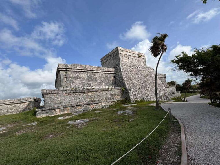 tulum-guided-tour-of-mayan-ruins-and-coral-reef-swim