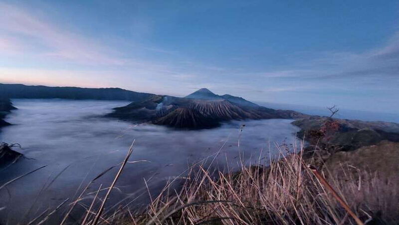 tumpak-sewu-waterfall-mount-bromo-mt-ijen-4-day-tour