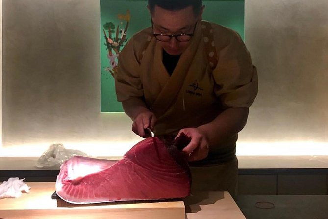 tuna-auction-and-market-tour-at-activity-maison-kissako